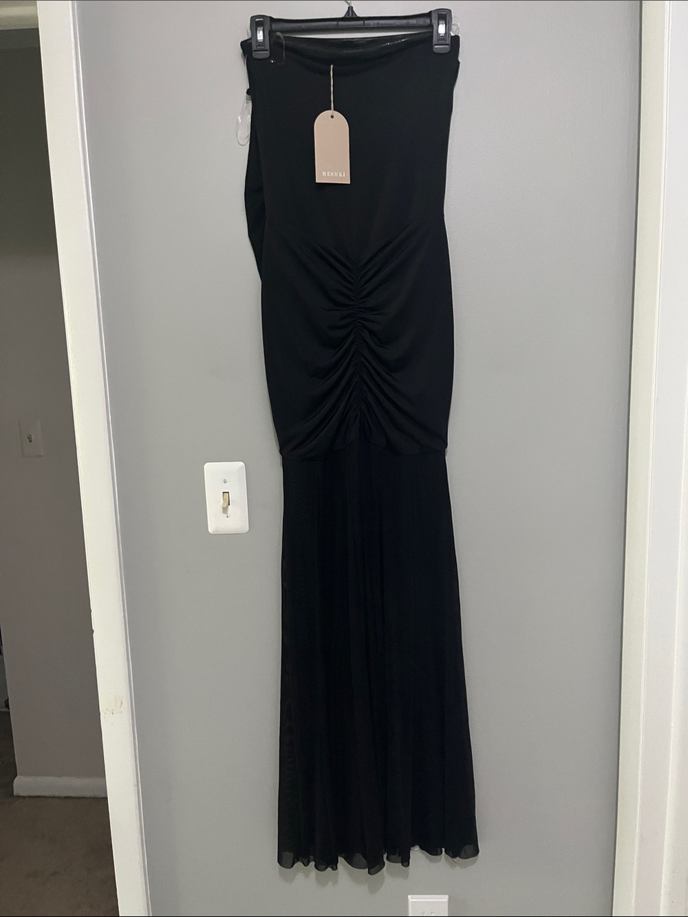 NWT Meshki Elegant Black Off-Shoulder Ruched Maxi Dress - Picture 8 of 10